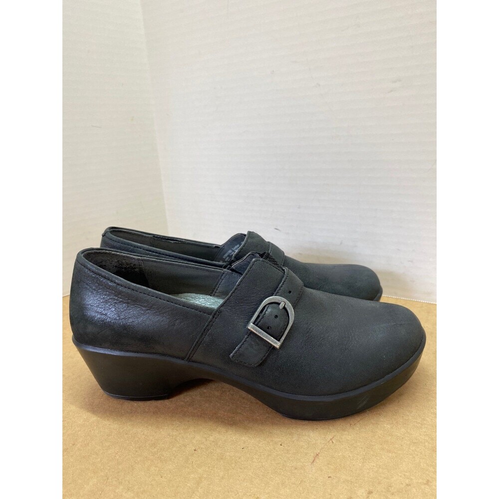 dansko nubuck tamara slip on professional clog 38